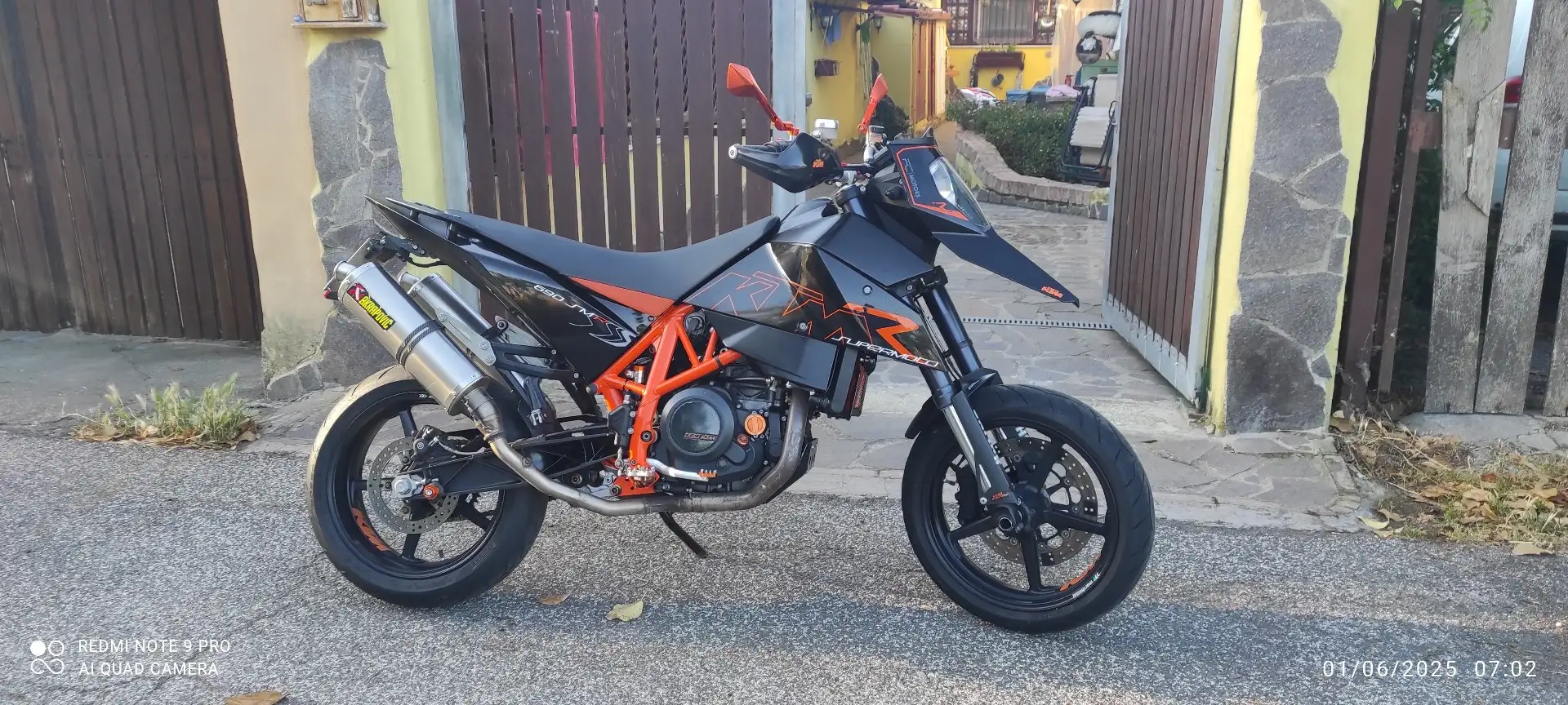 KTM 690 Supermoto KTM SM R  supermotard Orange - 2