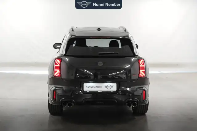Mini Countryman view 4