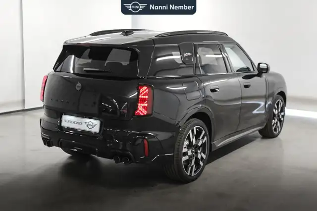 Mini Countryman view 3