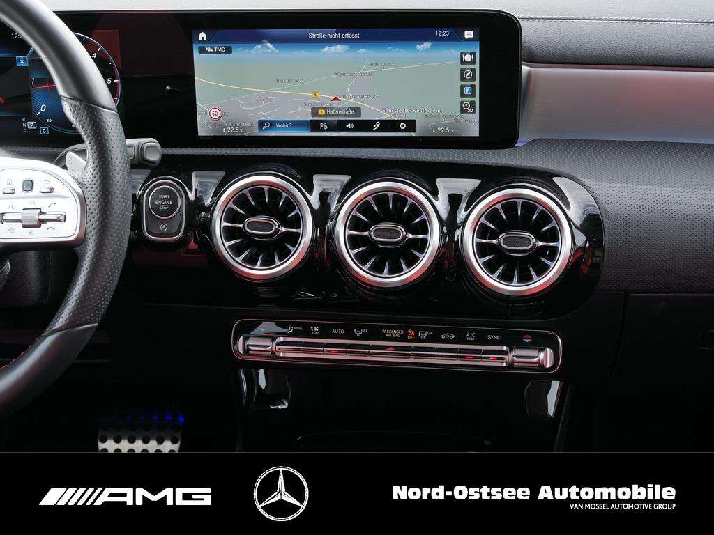 Mercedes-Benz A 220
