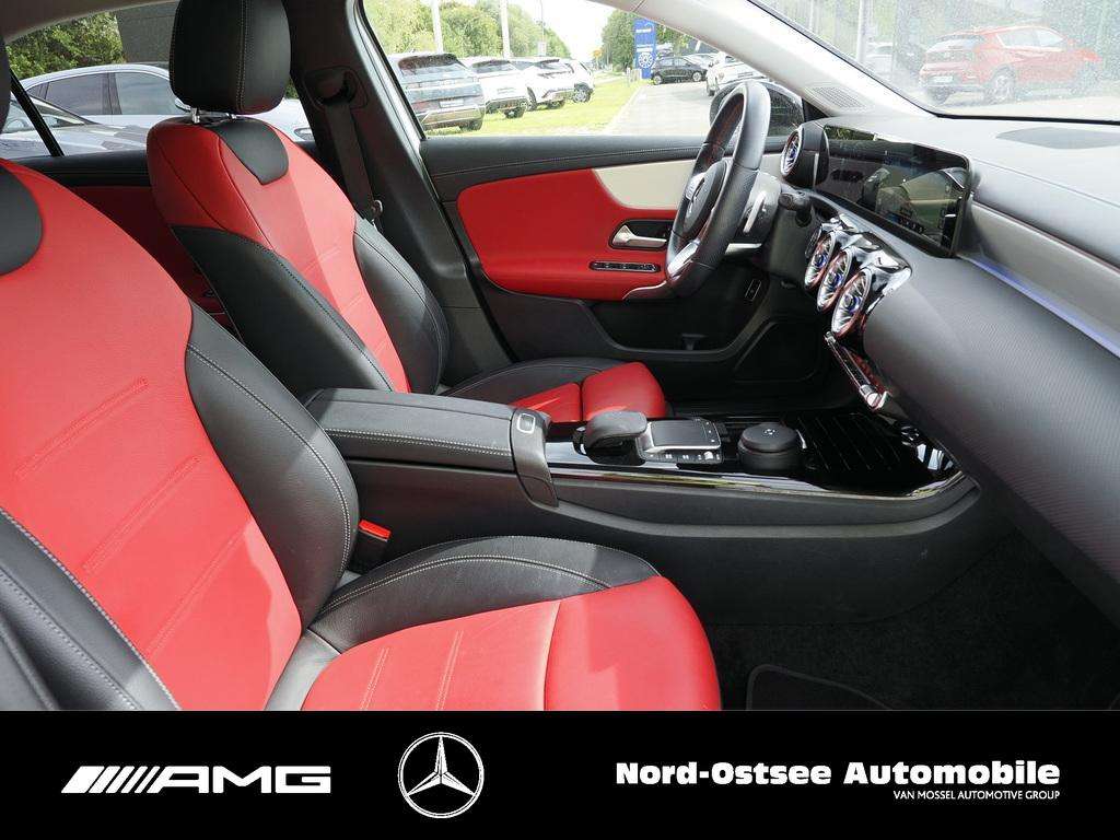 Mercedes-Benz A 220