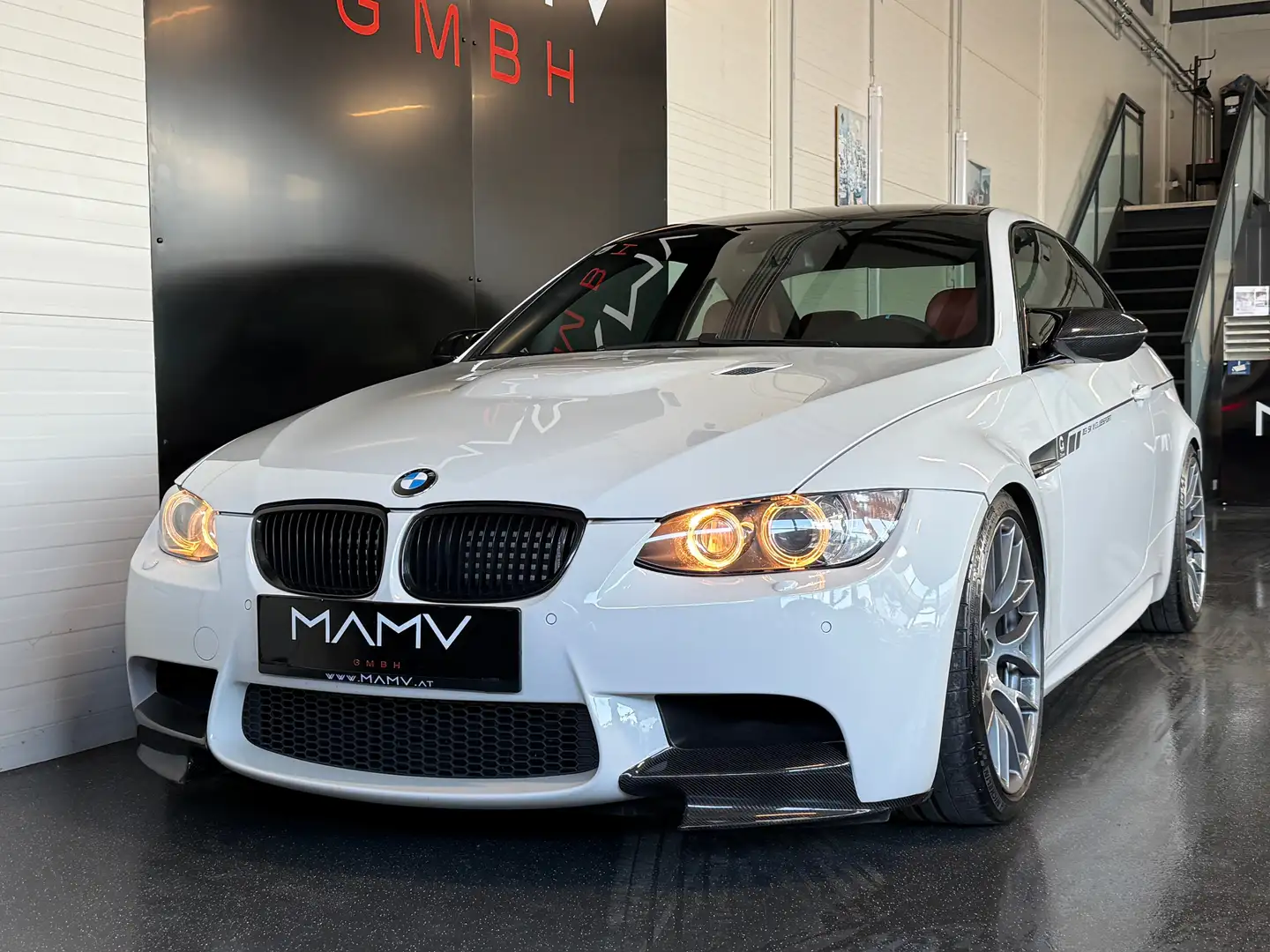 BMW M3 E92 G-Power SK2 KW Gewinde Akra Tausch Finanzieru Weiß - 1