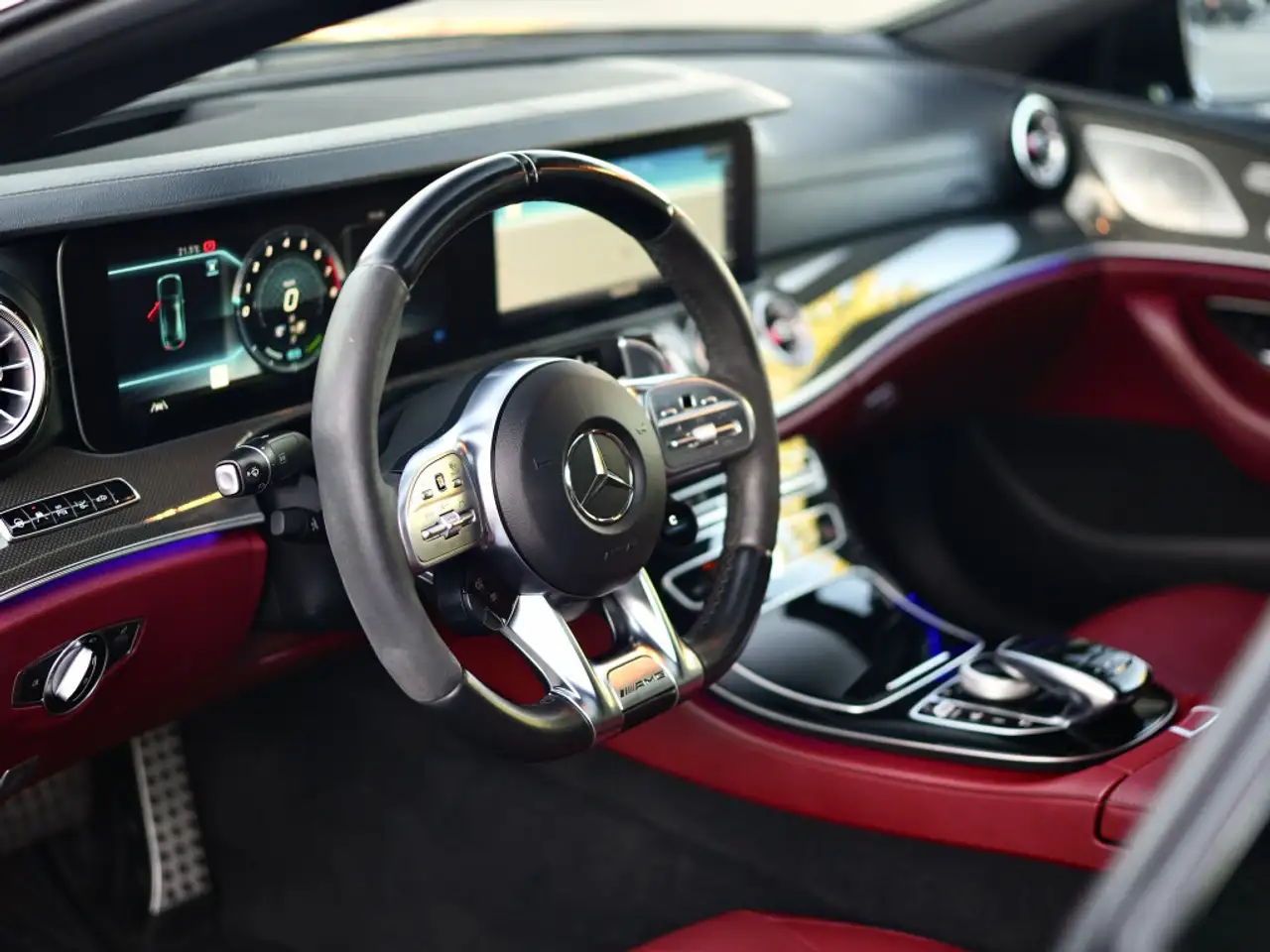 Mercedes-Benz CLS photo Mercedes-Benz CLS