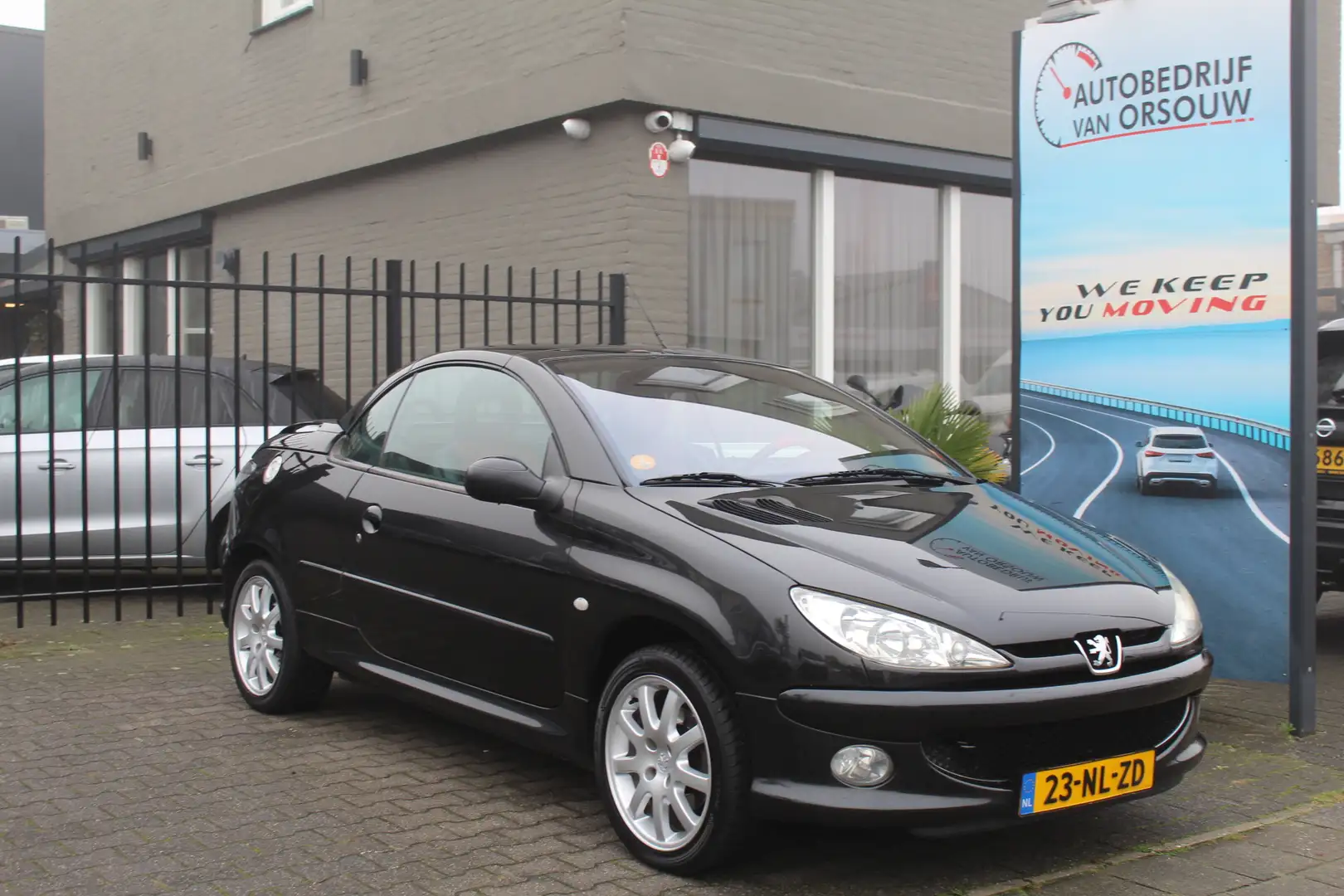 Peugeot 206 CC 2.0-16V Roland Garros Leder Clima Audio Lmv Noir - 2