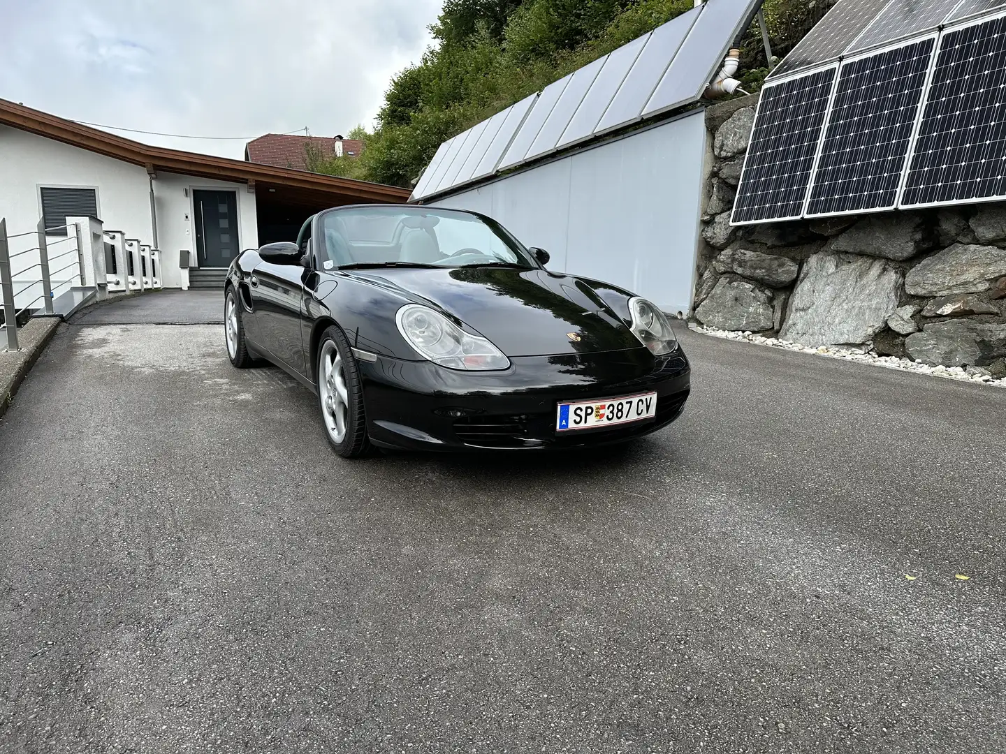 Porsche Boxster Porsche 986 2.5  mit Historie Porschemuseum Gmünd Schwarz - 2
