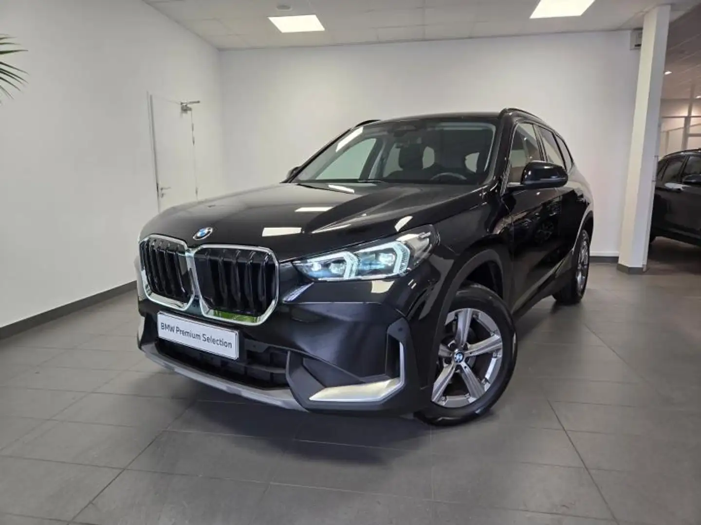 BMW X1 sDrive18i 136ch Noir - 1