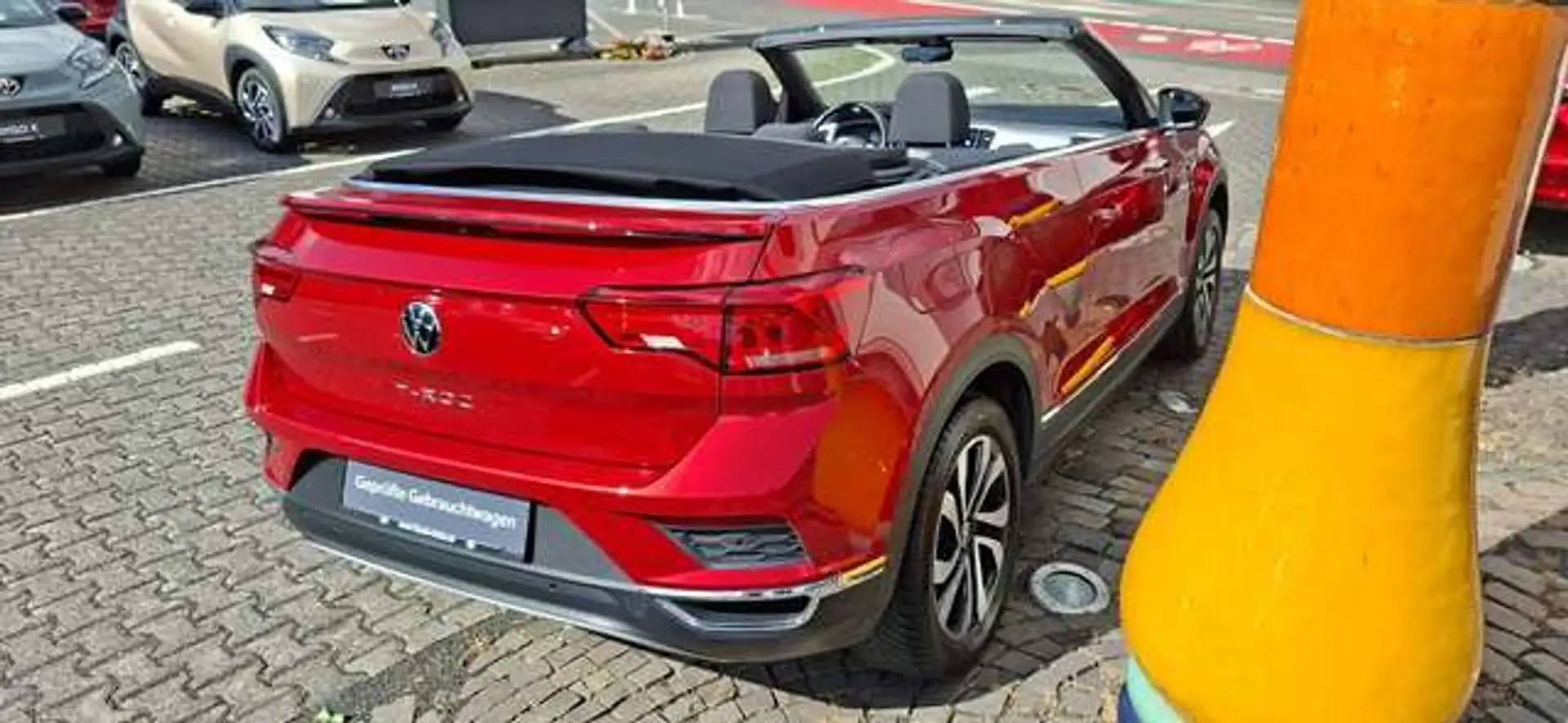 Volkswagen T-Roc T-Roc Cabriolet 1.0 TSI OPF ACTIVE Rot - 2