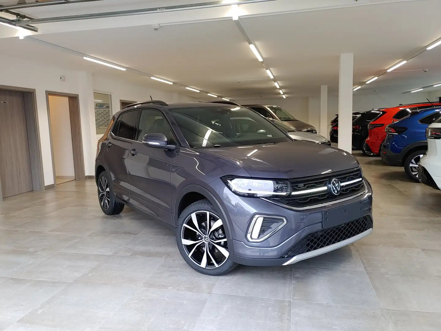 Volkswagen T-Cross 1.5 TSI DSG R-Line AHK/Matrix/Ready2Disc/Kamera Grau - 2