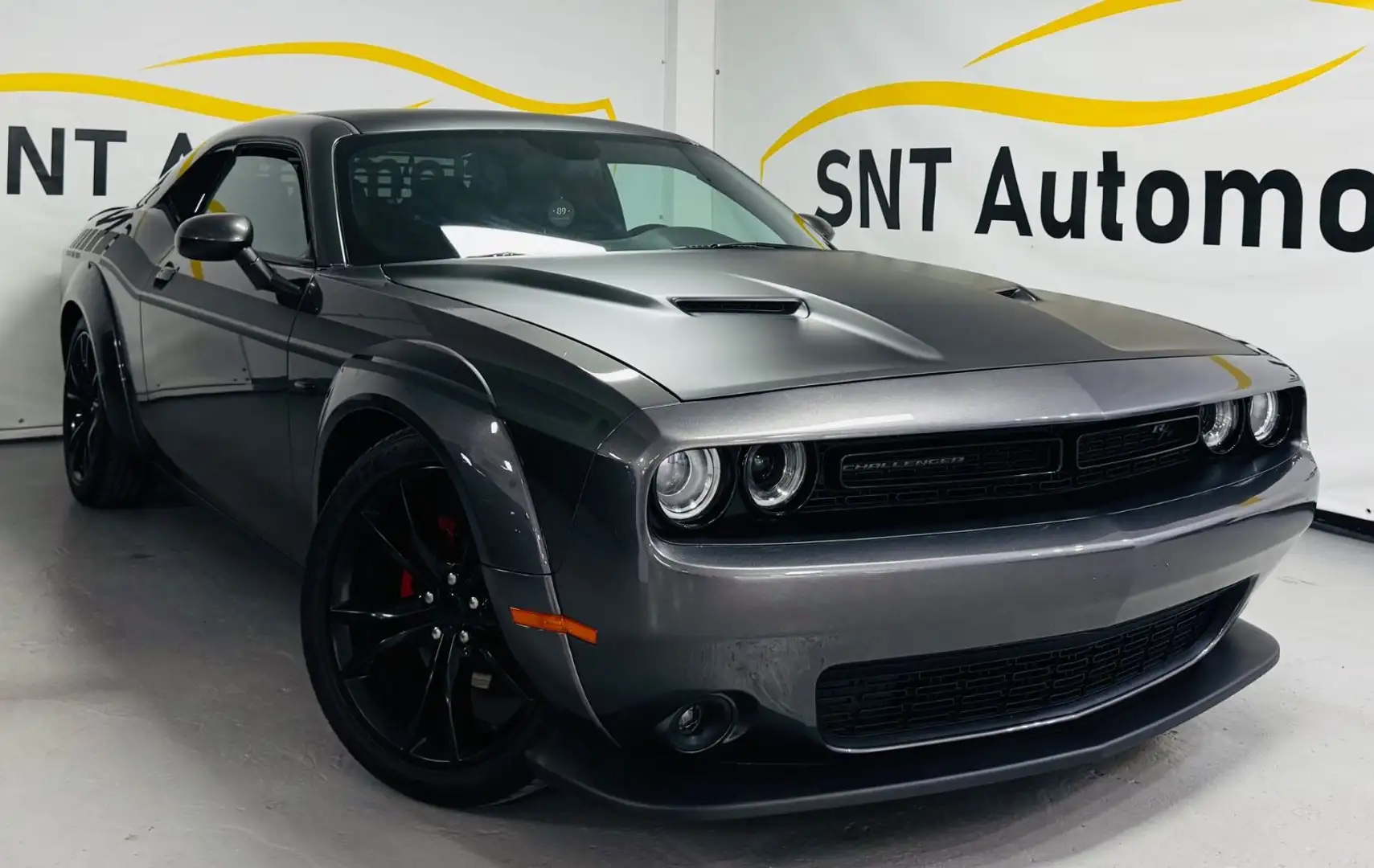 Dodge Challenger 5.7 V8 HEMI WIDEBODY  (7) Gris - 1