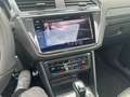 Volkswagen Tiguan 2.0 TSI*DSG*4M*R LINE*PAN*IQ*AHK*KAME*VOL Zwart - thumbnail 11