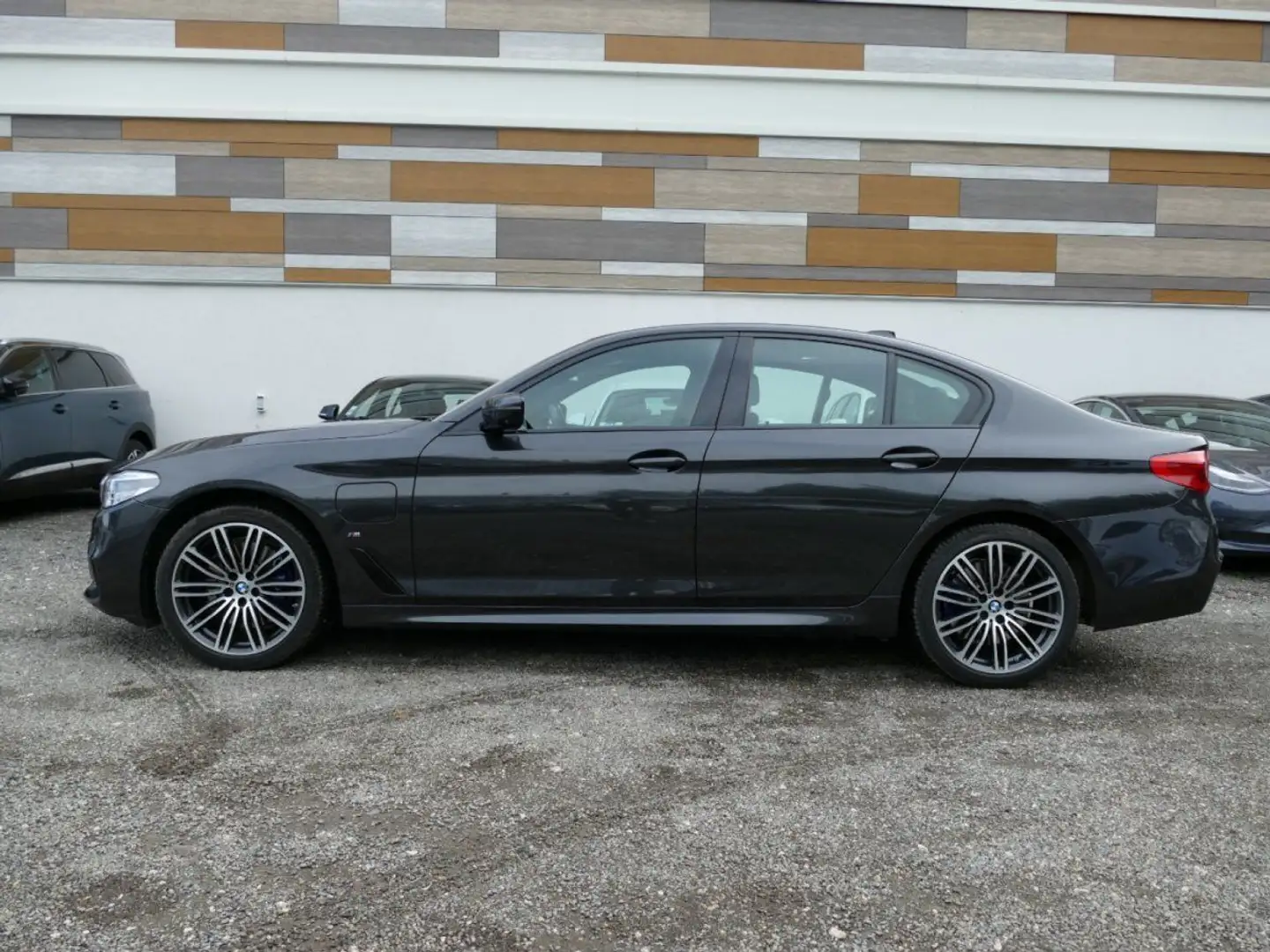 BMW 518 SERIE G30 SERIE 53O e iPERFORMANCE PACK M 252 Ch B Gris - 2