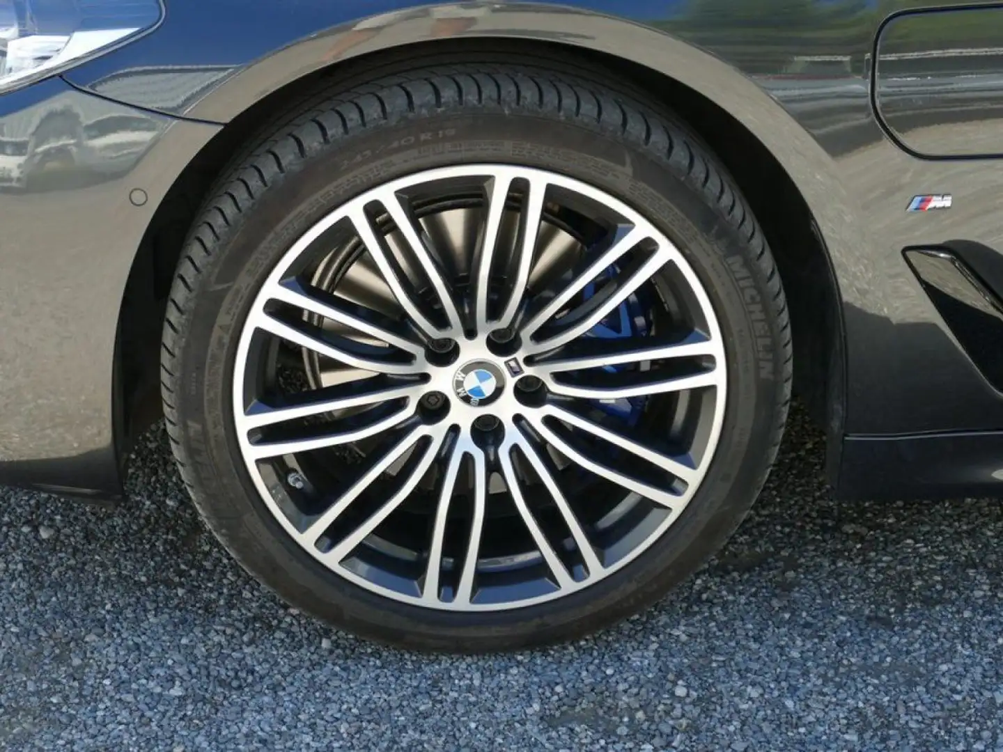 BMW 545 SERIE G30 SERIE 53O e iPERFORMANCE PACK M 252 Ch BVA8 TOUTES OPTIONS Grau - 2