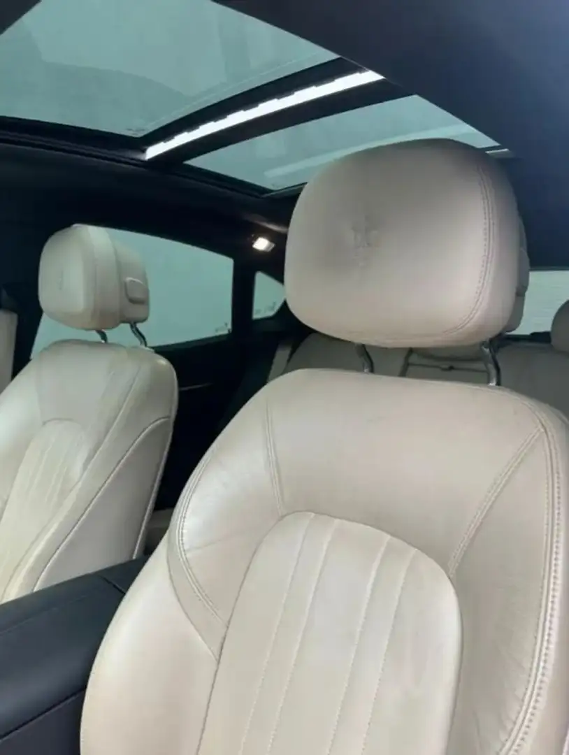Maserati Levante Levante+3.0+V6+275cv+auto Fekete - 1