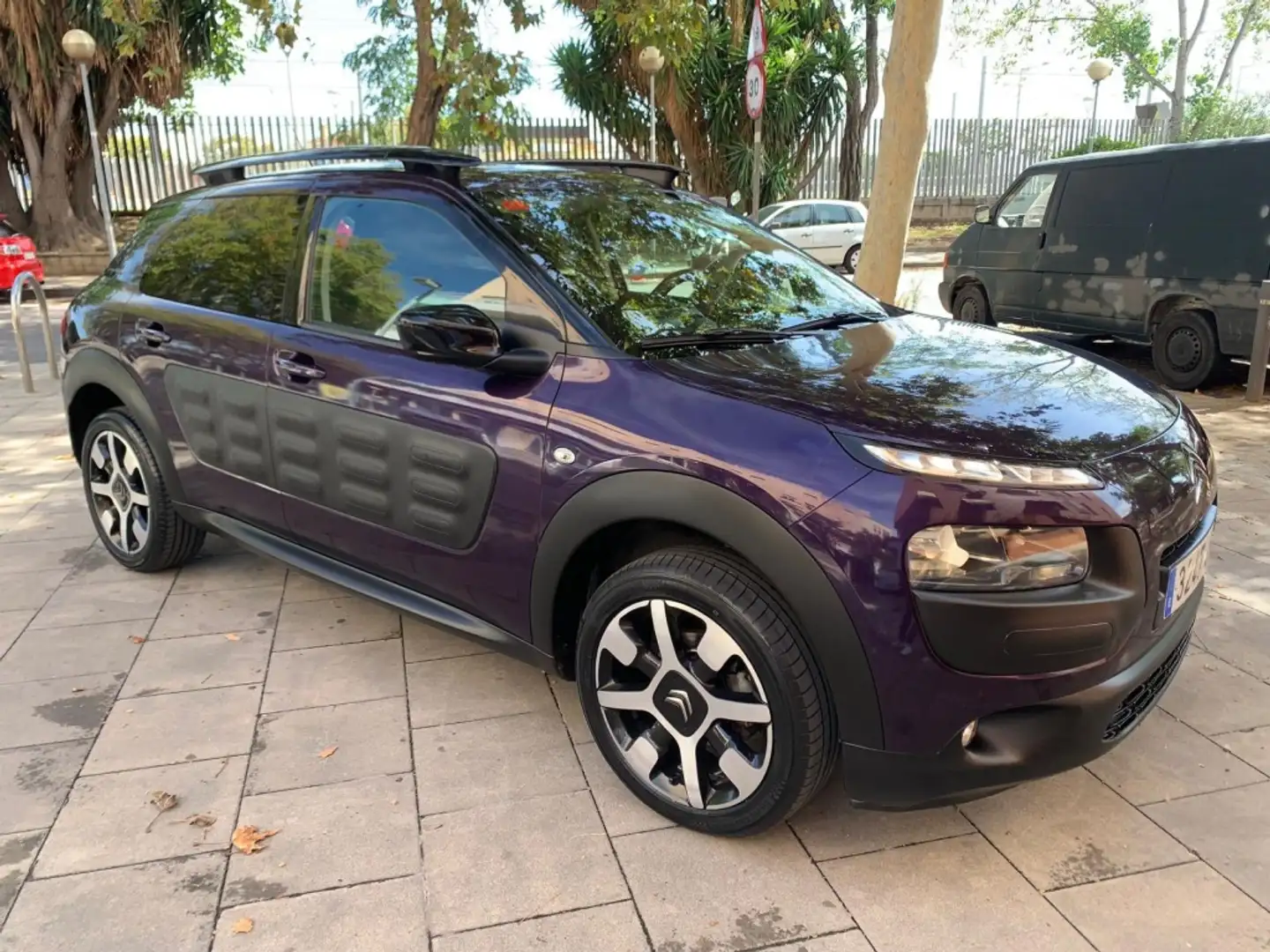 Citroen C4 Cactus 1.6 BlueHDi Feel 100 - 1