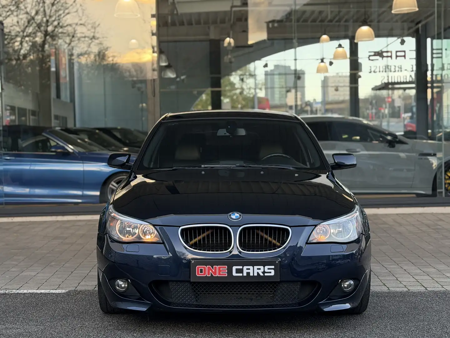 BMW 520 d "PACK M" GPS-CUIR ELEC-PDC-BLUETOOTH-JA19-GAR1AN Bleu - 2