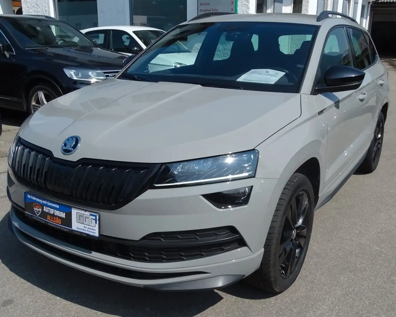Skoda Karoq Sportline 4x4 DSG MTL.249.-ohne Anz. Grau - 1
