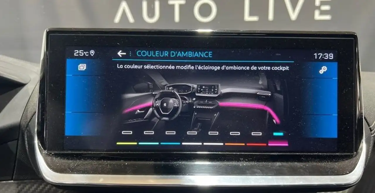 Peugeot 208 208 — photo 27