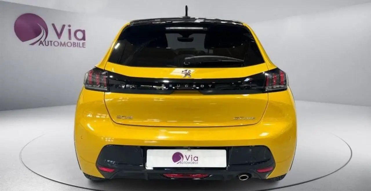 Peugeot 208 208 — photo 7