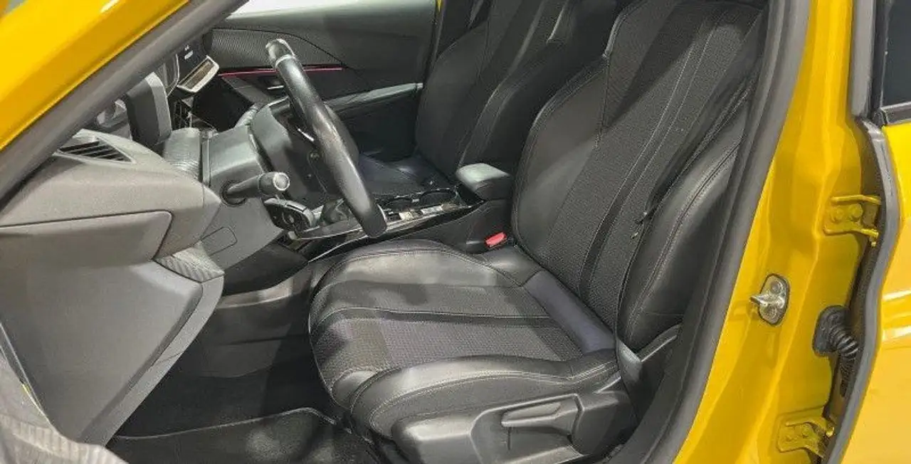 Peugeot 208 208 — photo 9