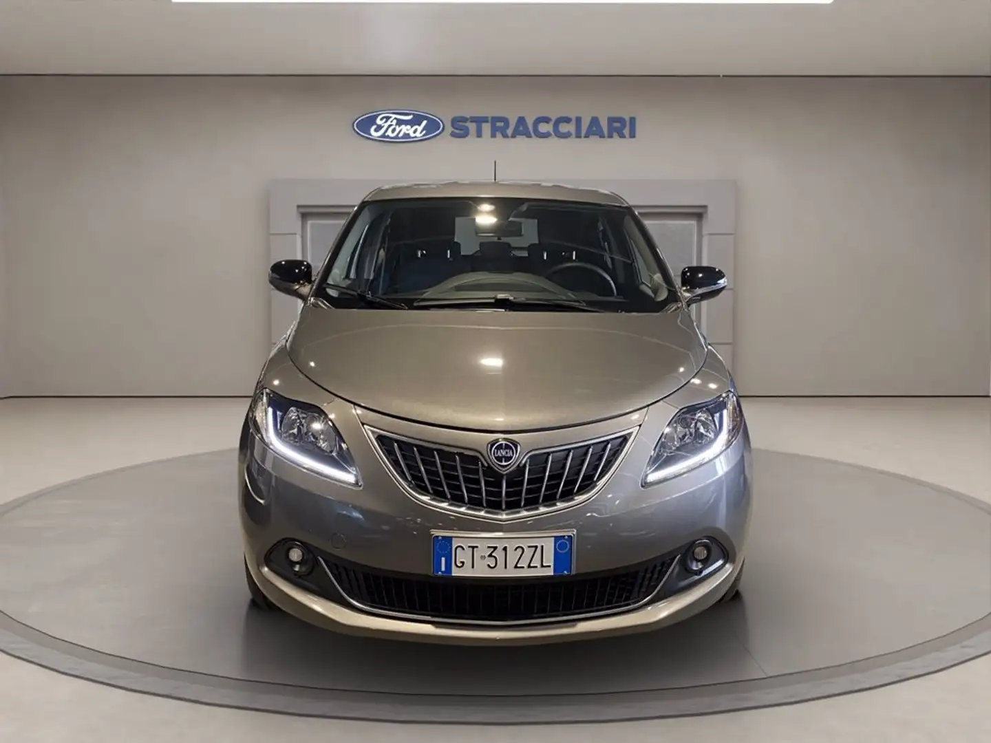 Lancia Ypsilon 1.0 firefly hybrid Platino s&s 70cv Grigio - 2