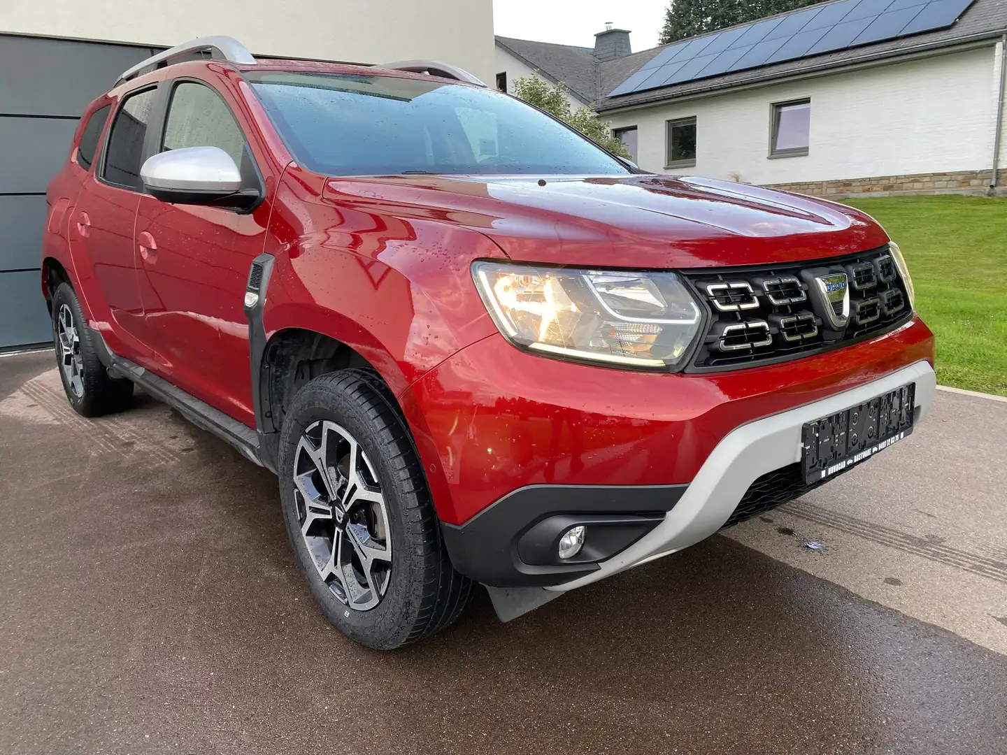 Dacia Duster Duster 1.0 LPG ET ESSENCE - GAZ OK 2031 Rood - 2