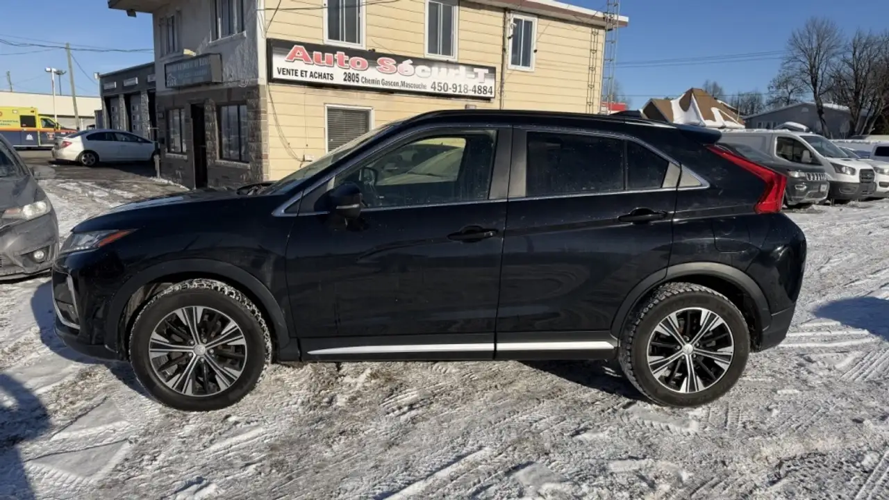 Mitsubishi Eclipse Cross снимка Mitsubishi Eclipse Cross