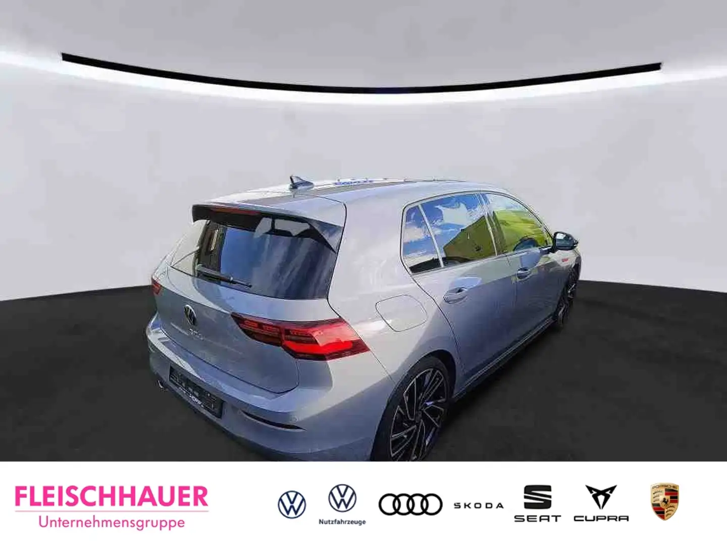 Volkswagen Golf GTI 2.0 TSI DSG Pano Navi Digitales Cockpit HarmanKard Grau - 2