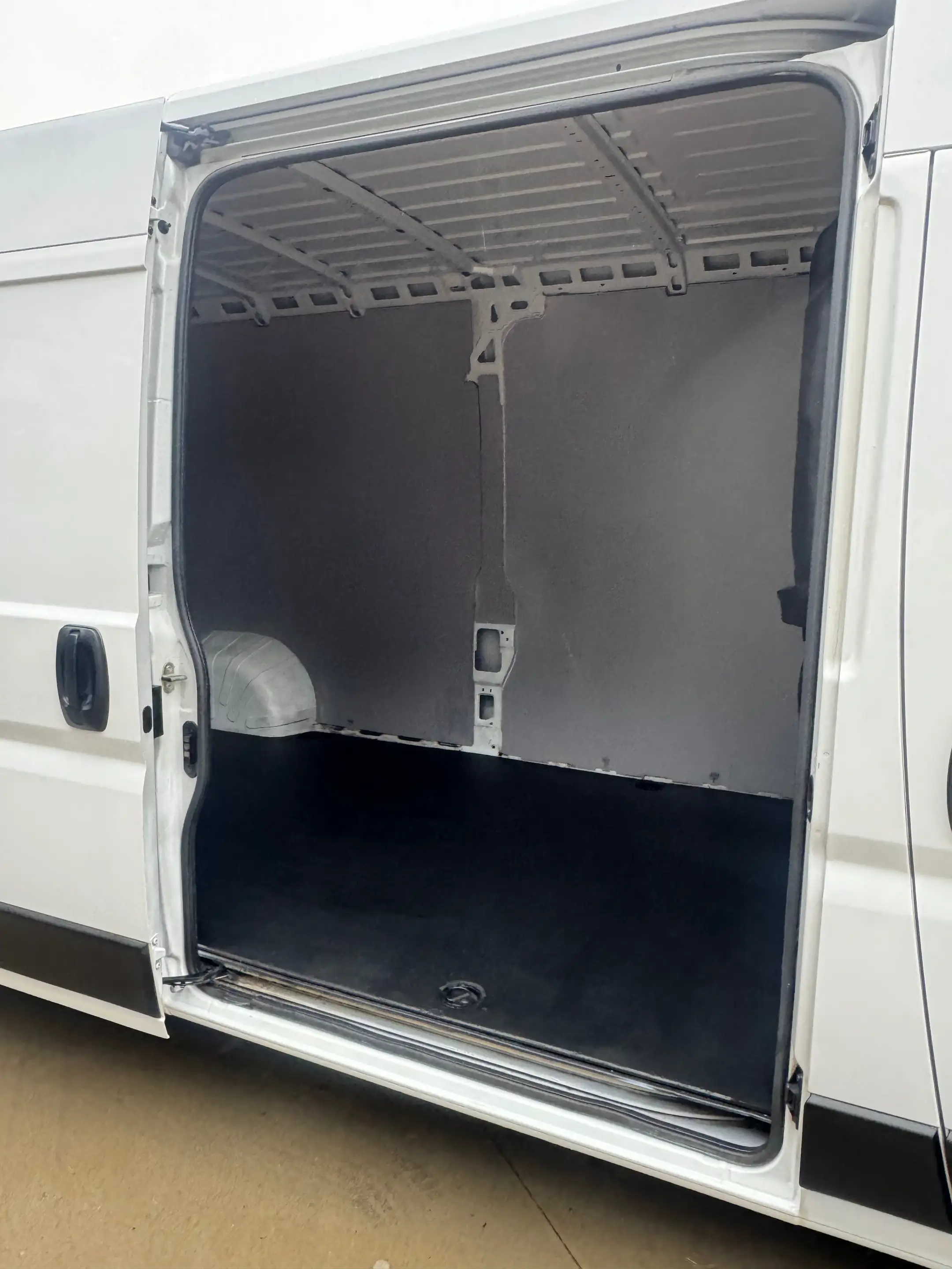 Opel Movano 2.2 Turbo D L3H2 Heavy S/S (EU6.4) — photo 12