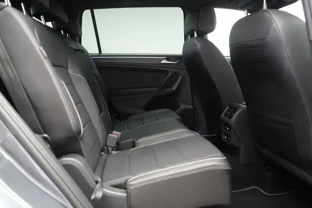 Volkswagen Tiguan Allspace view 22