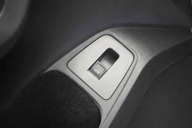Volkswagen Tiguan Allspace view 29