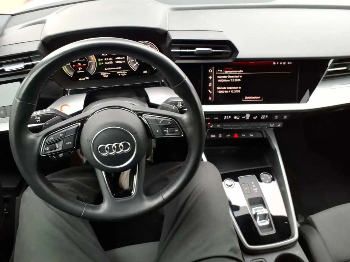 Audi A3 Sportback AHK Navi Shz 40 TFSI e advanced Weiß - 2