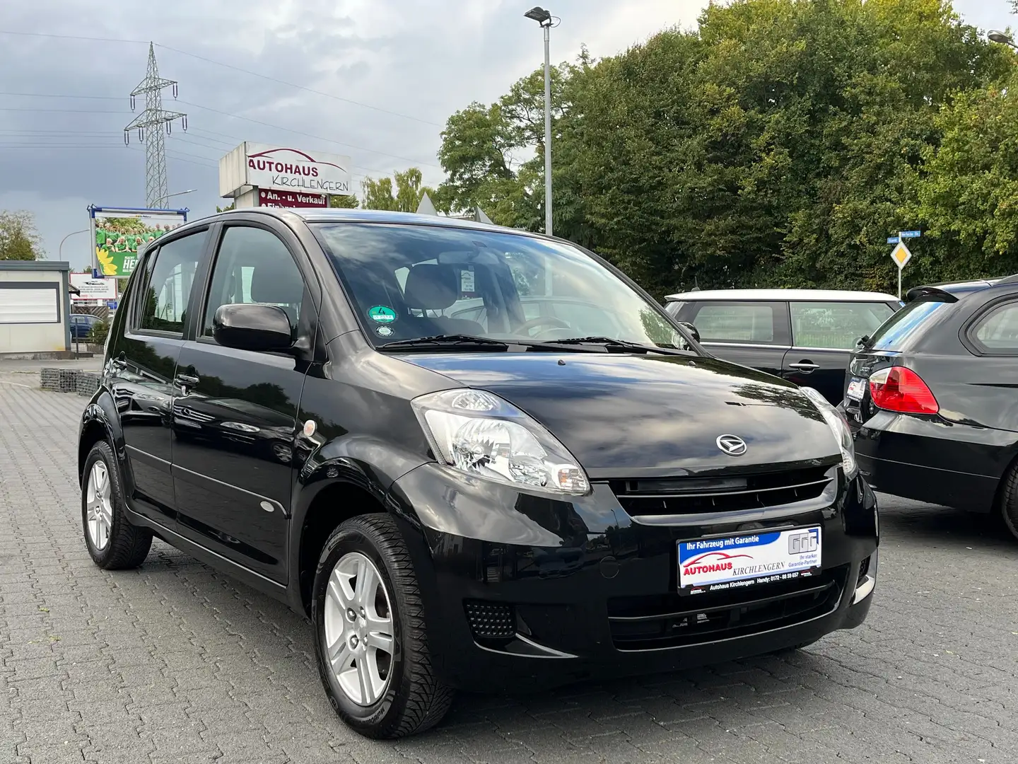 Daihatsu Sirion Sirion 1.0 Benzin 5Türer Klima IsoFix HU/AU:NEU Schwarz - 2