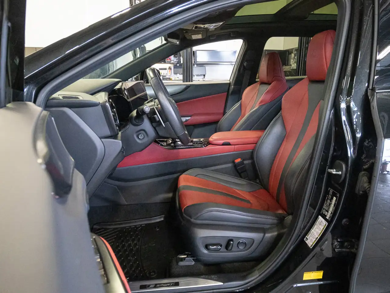 Lexus NX fotografie Lexus NX
