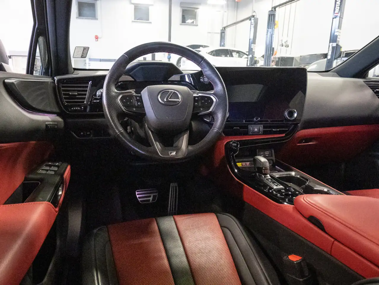 Lexus NX fotografie Lexus NX