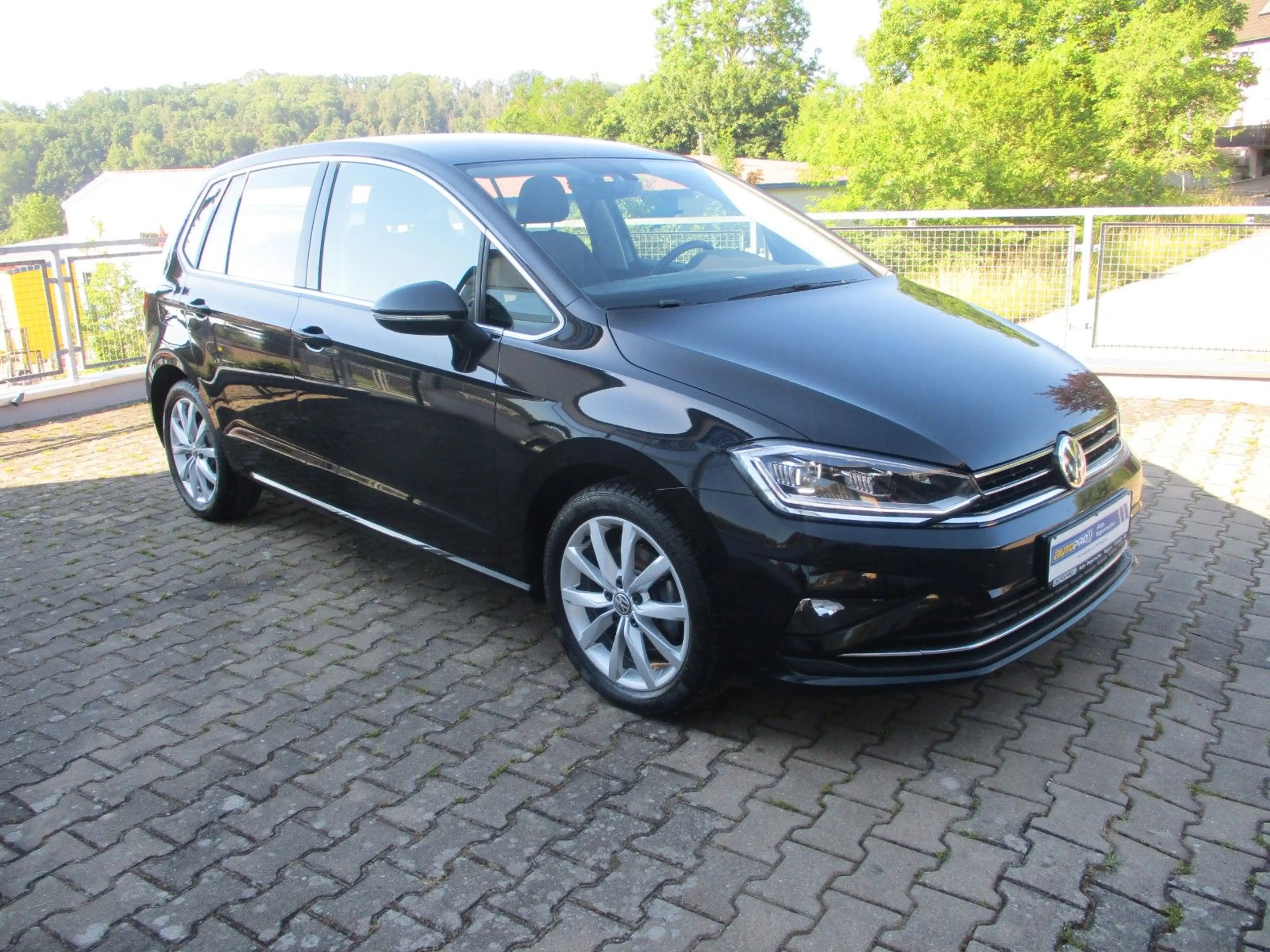 Volkswagen Golf Sportsvan VII Highline+Massage+Navi — photo 4