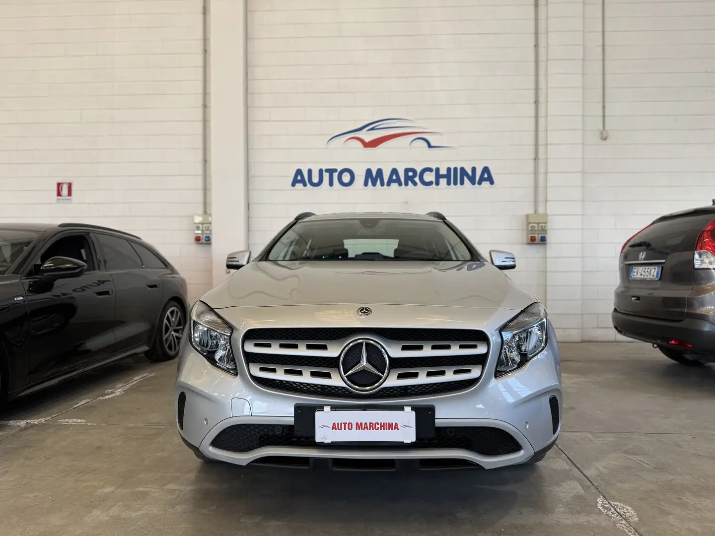 Mercedes-Benz GLA 200 200 d PREMIUM GARANZIA FULL CERTIFICATA Argento - 2