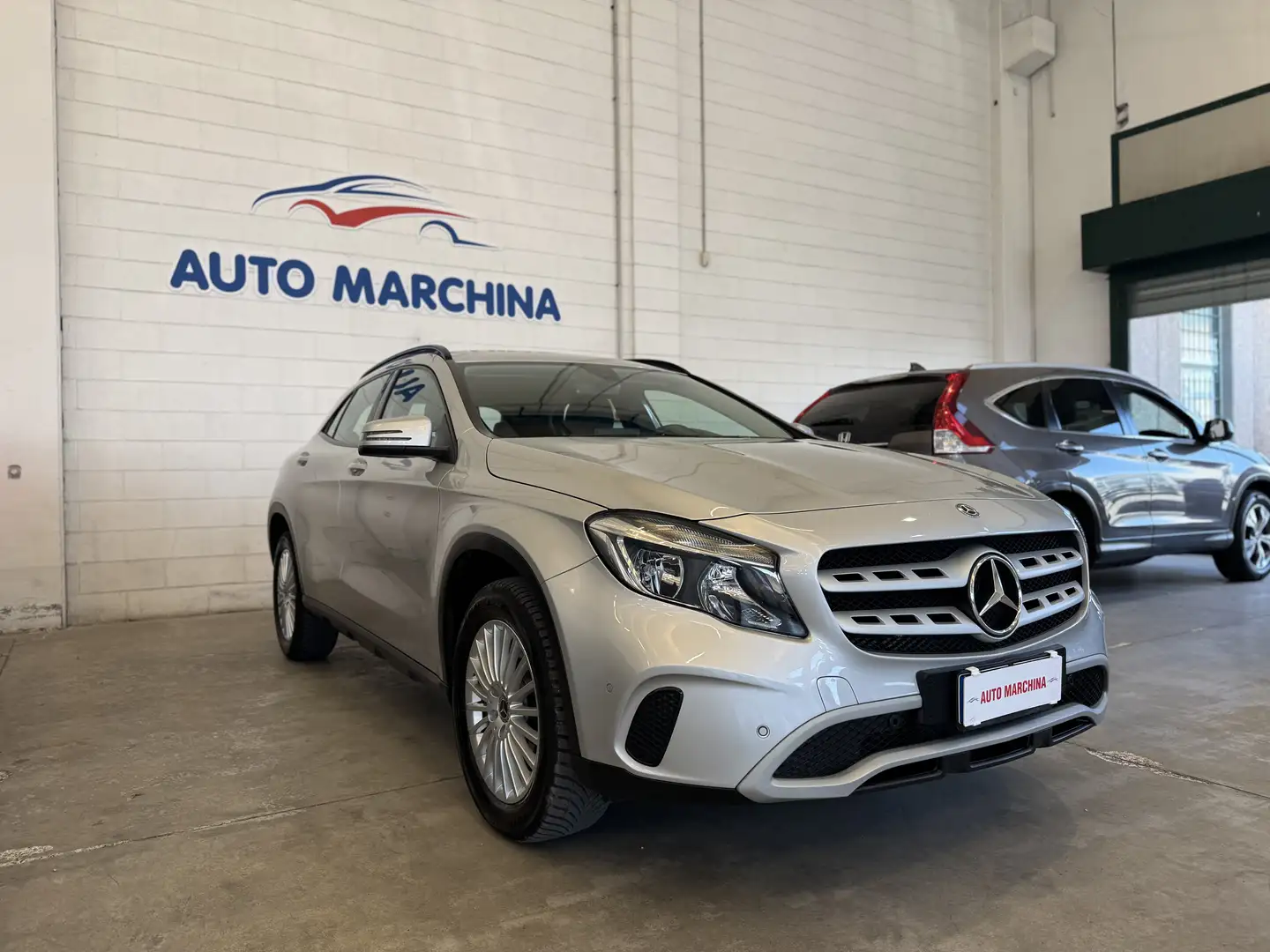 Mercedes-Benz GLA 200 200 d PREMIUM GARANZIA FULL CERTIFICATA Argento - 1