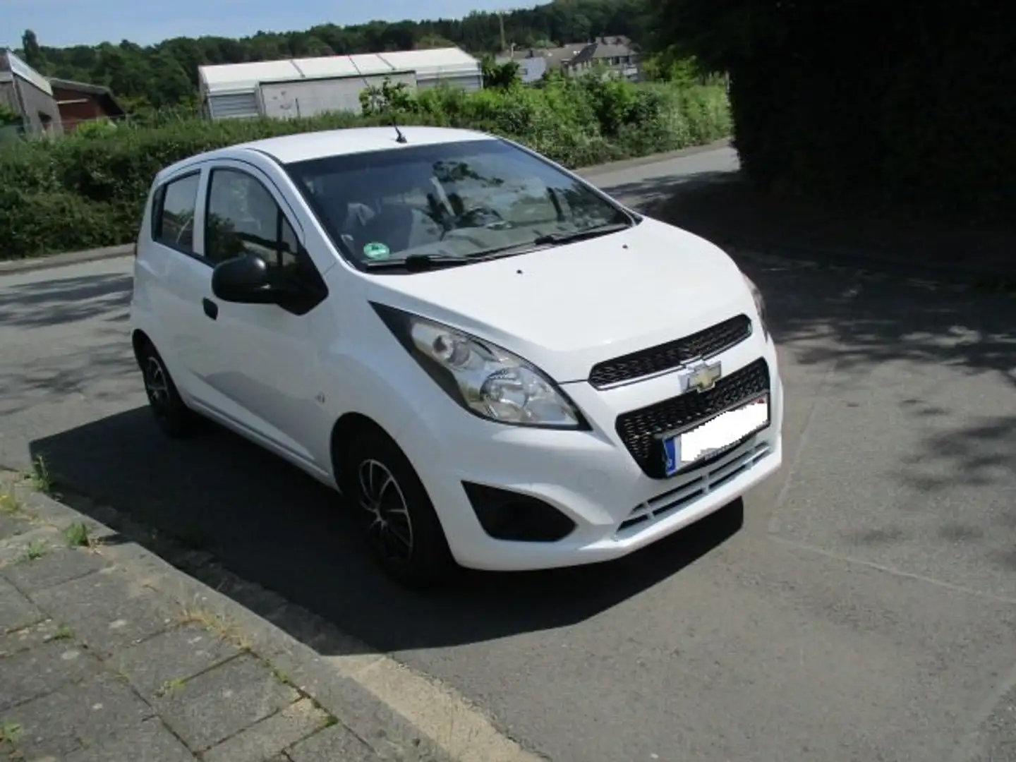 Chevrolet Spark LT Weiß - 1