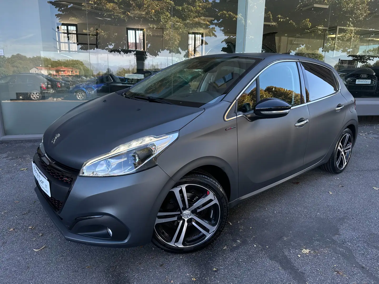 Peugeot 208 208 5p 1.6 blu hdi GT Line s GRIGIO/OPACO/ORIGINA Grigio - 1