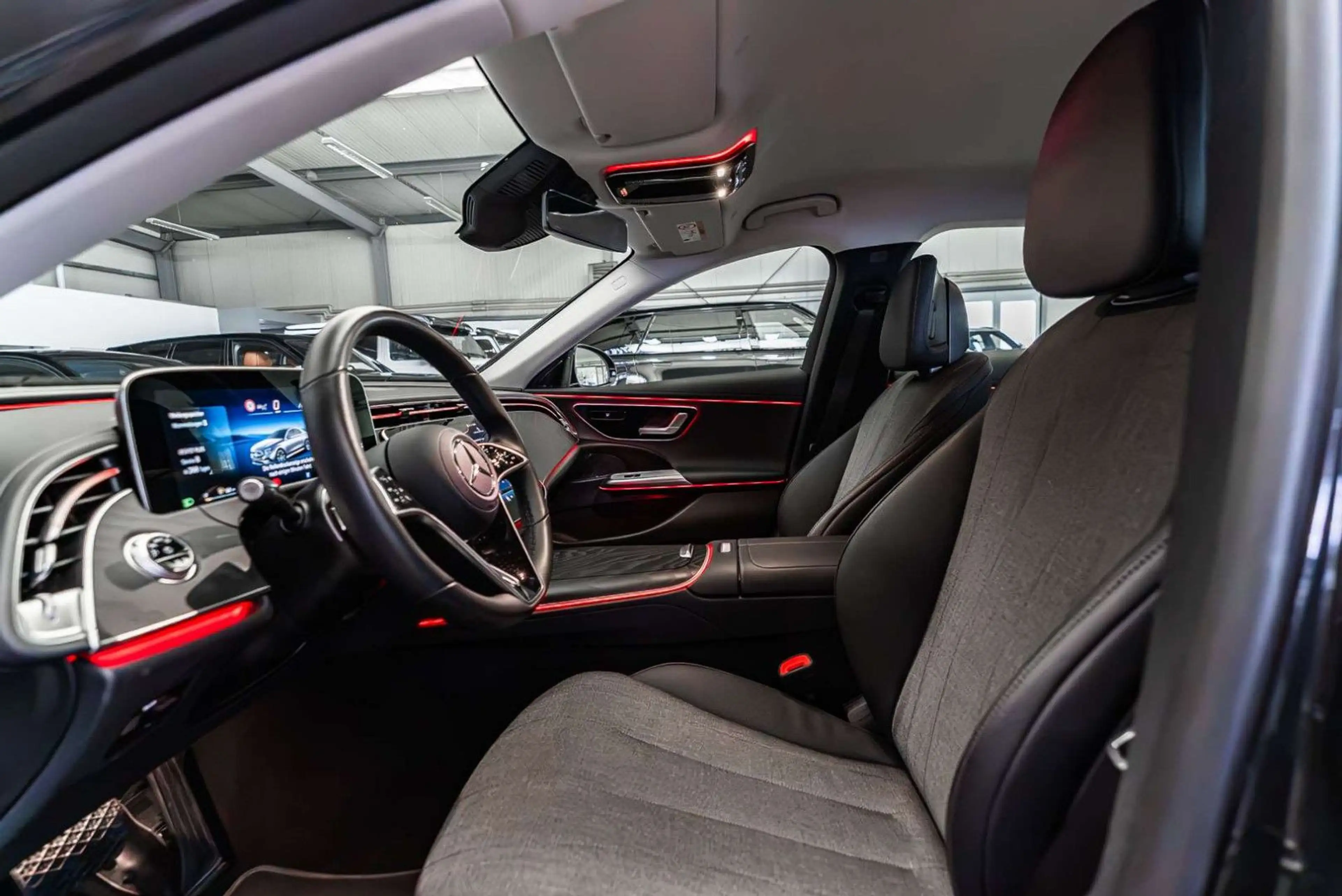 Mercedes-Benz E 200 Avantgarde MY2026 / 18" — photo 15