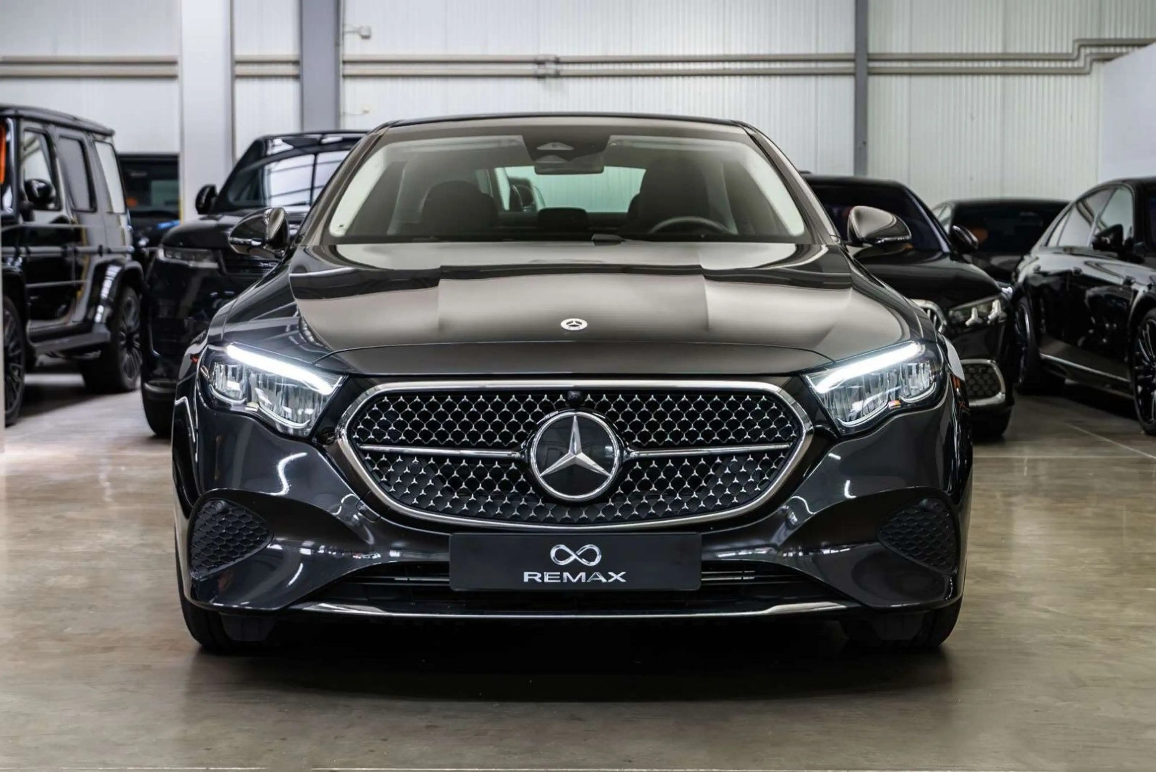Mercedes-Benz E 200 Avantgarde MY2026 / 18" — photo 6