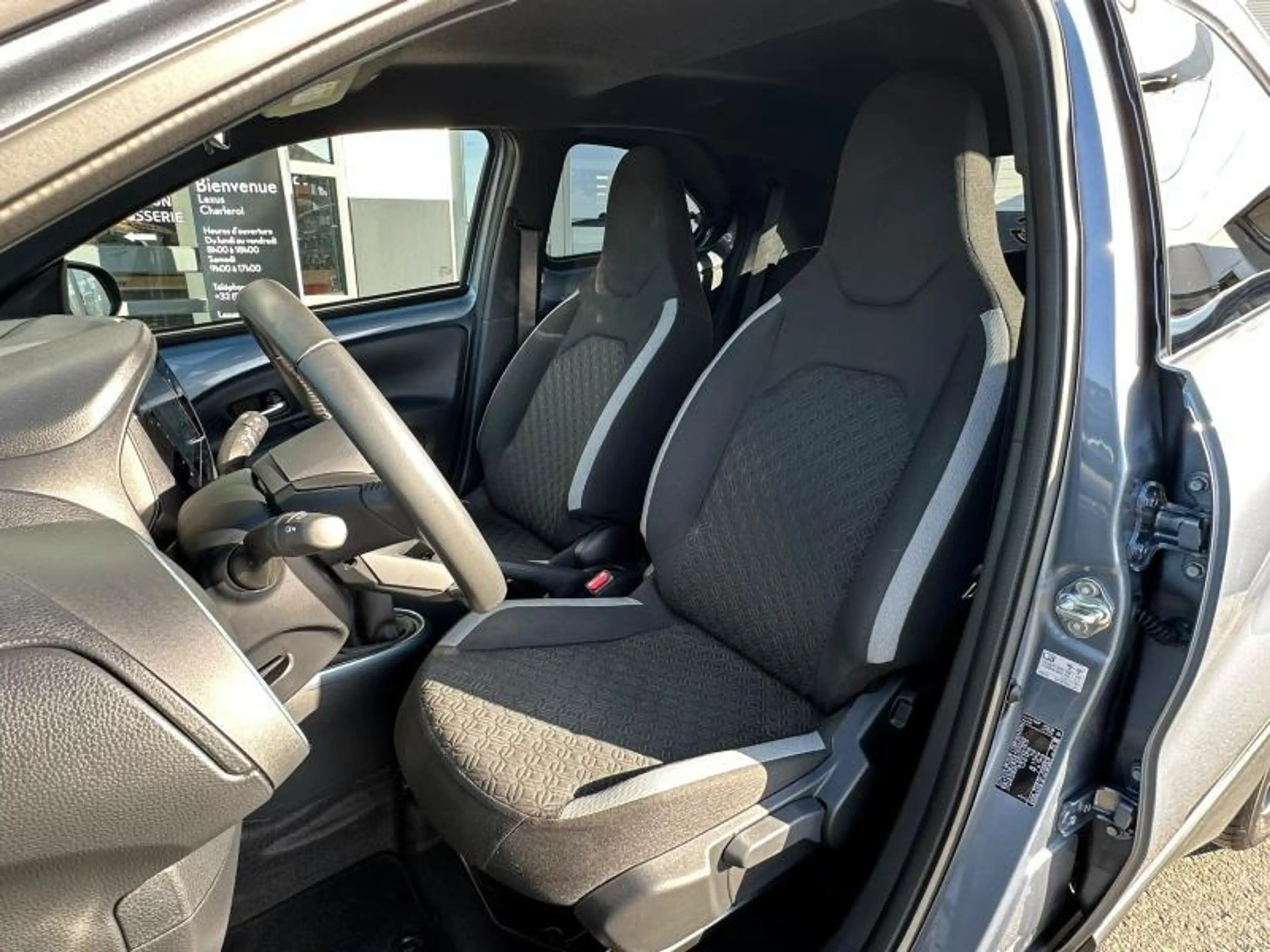 Toyota Aygo X Pulse — photo 10