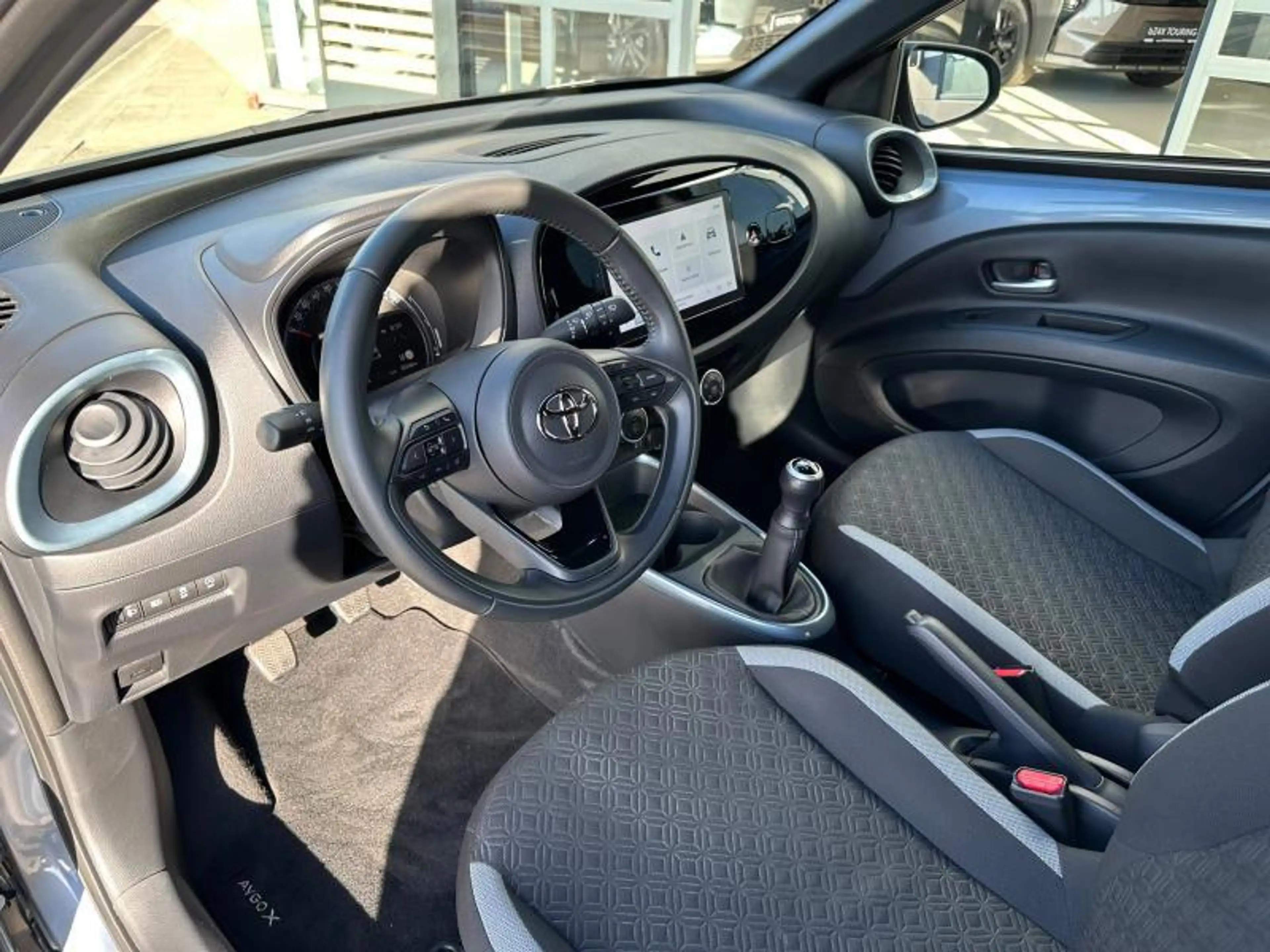 Toyota Aygo X Pulse — photo 12