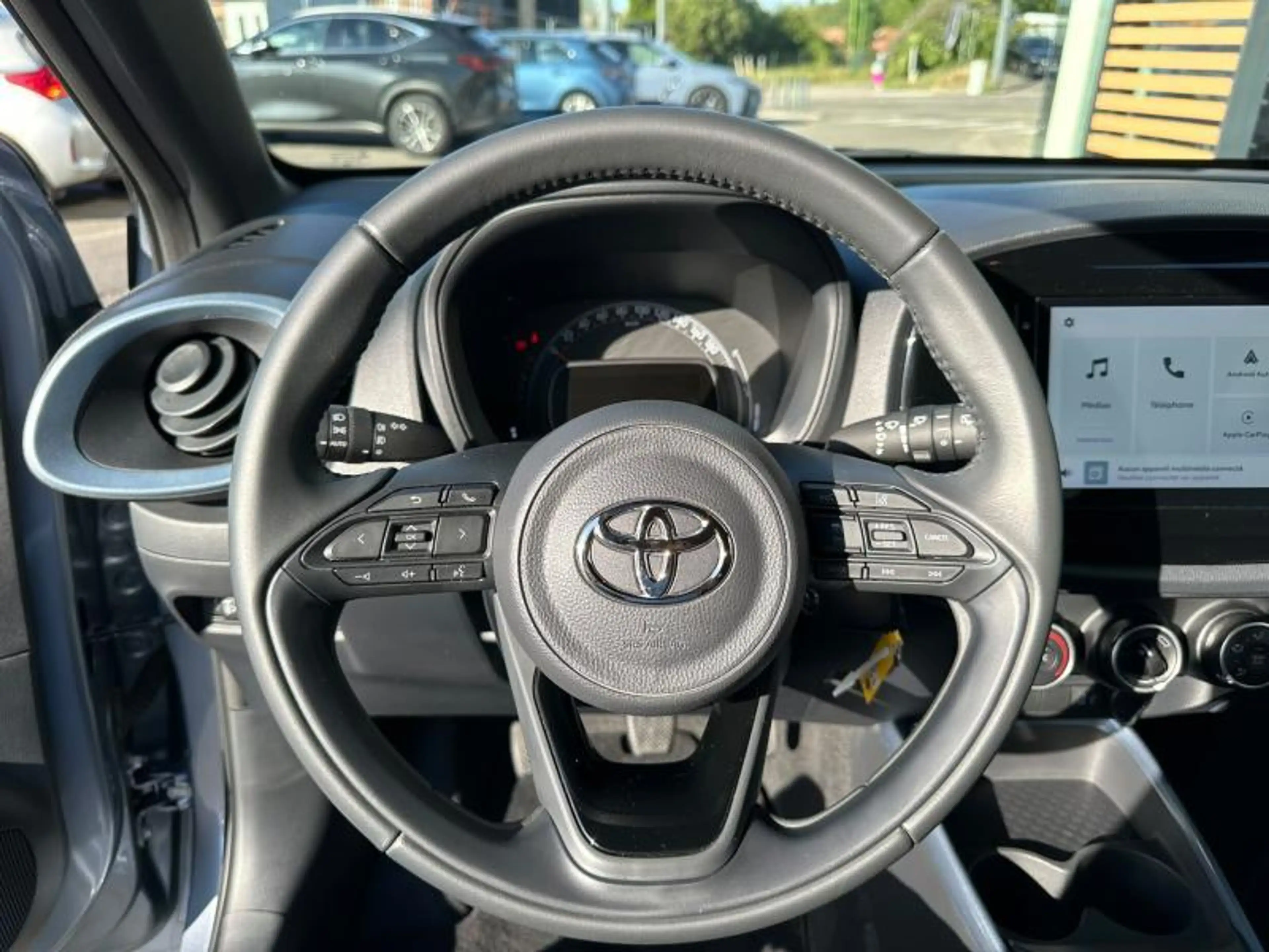 Toyota Aygo X Pulse — photo 14