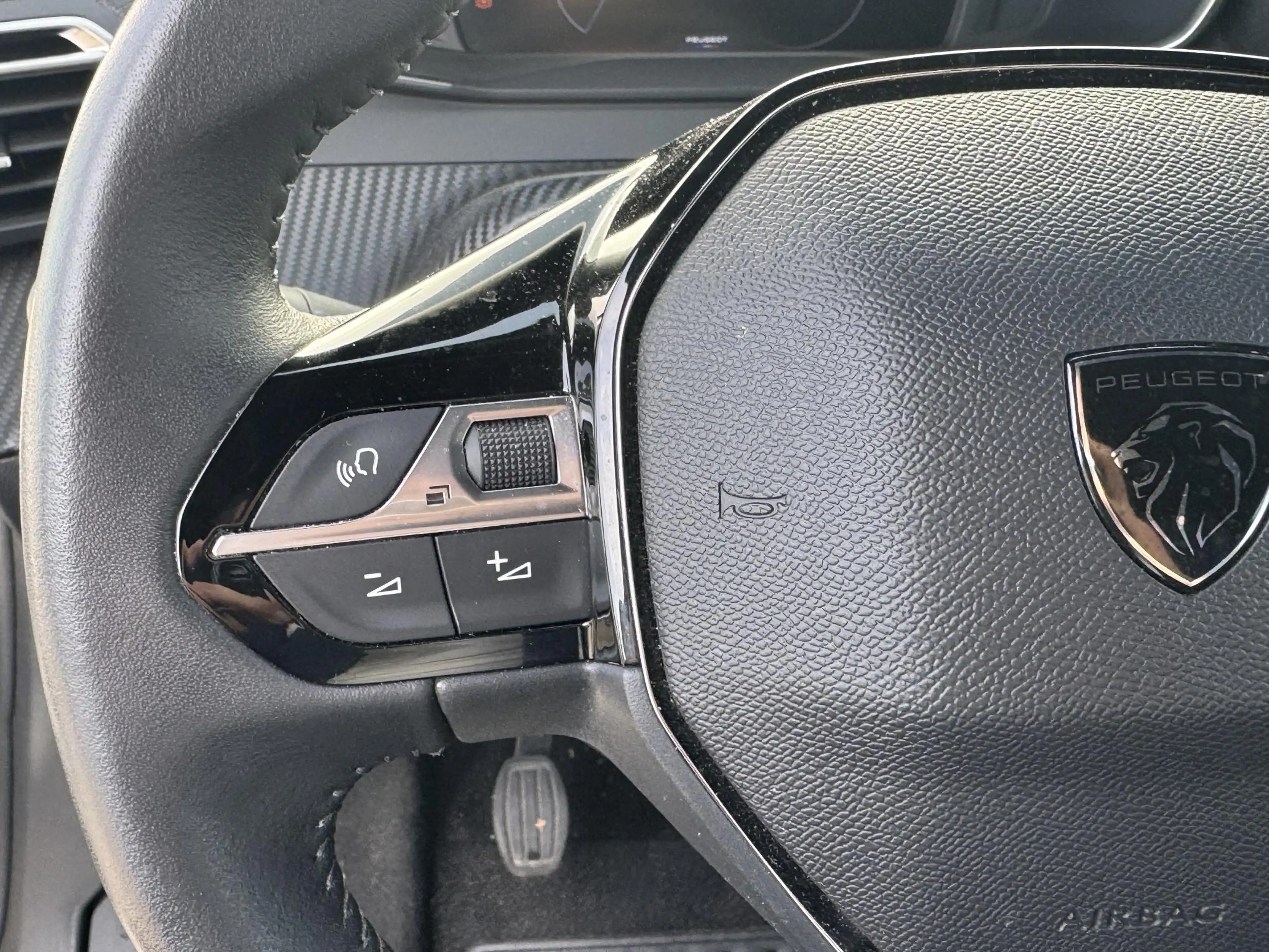 Peugeot 2008 1.2 PureTech 100 Allure | Parkeerhulp | Cruise Con — photo 14