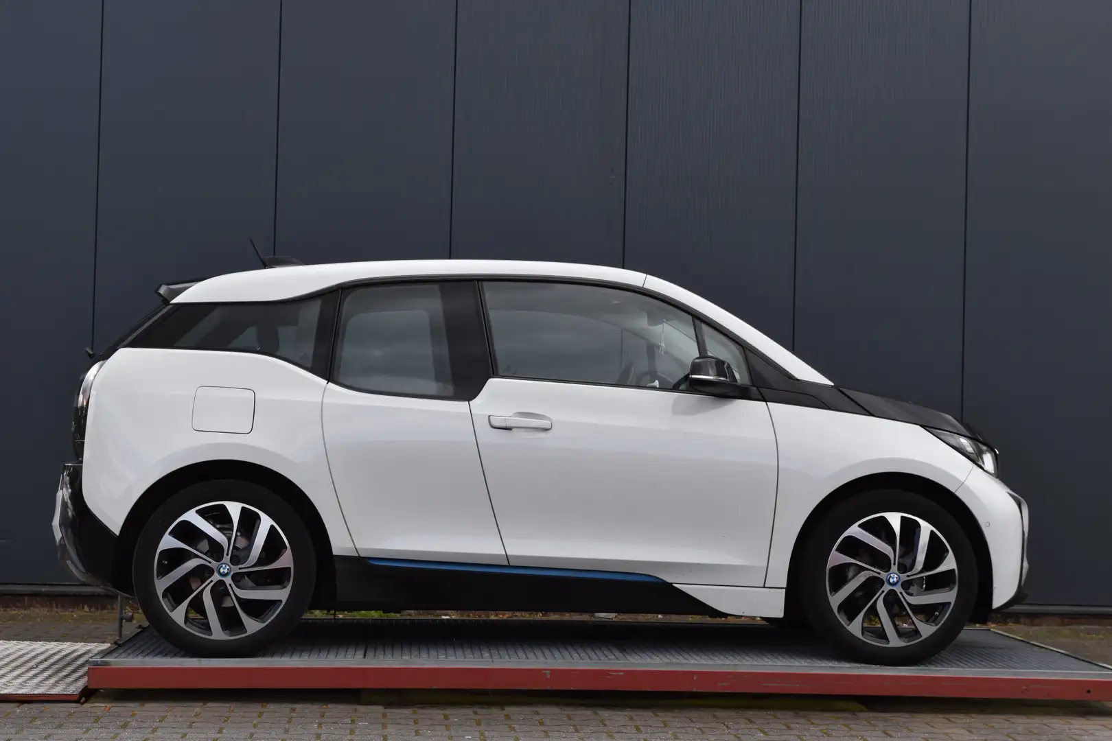 BMW i3 Basis Comfort Advance 22 kWh van particulier Blanc - 2