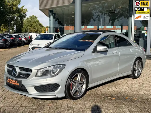 Mercedes-Benz CLA 180 Ambition, Automaat, Panodak, Navi, Clima, etc.