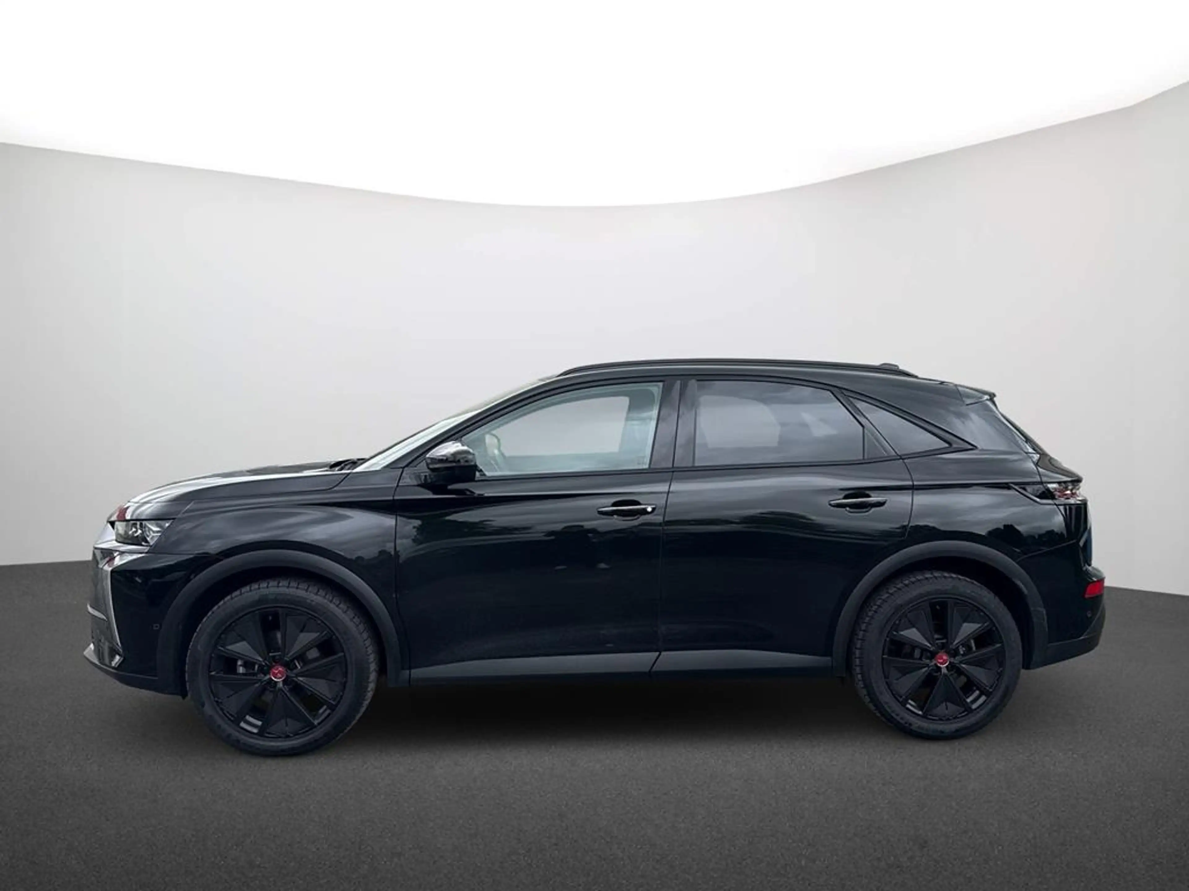 DS Automobiles DS 7 Performance Line+ Blue HDI 130 — photo 4