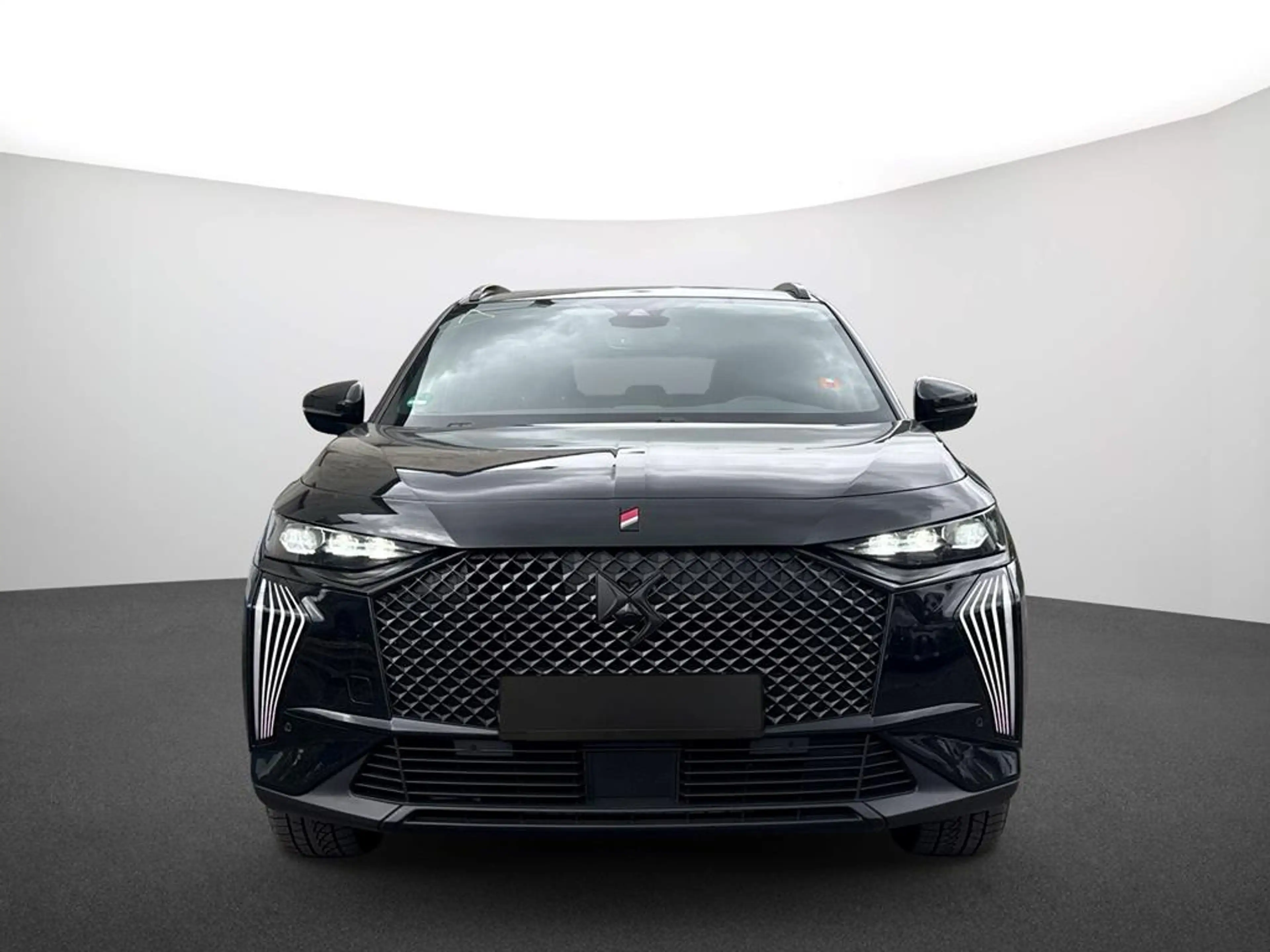 DS Automobiles DS 7 Performance Line+ Blue HDI 130 — photo 2
