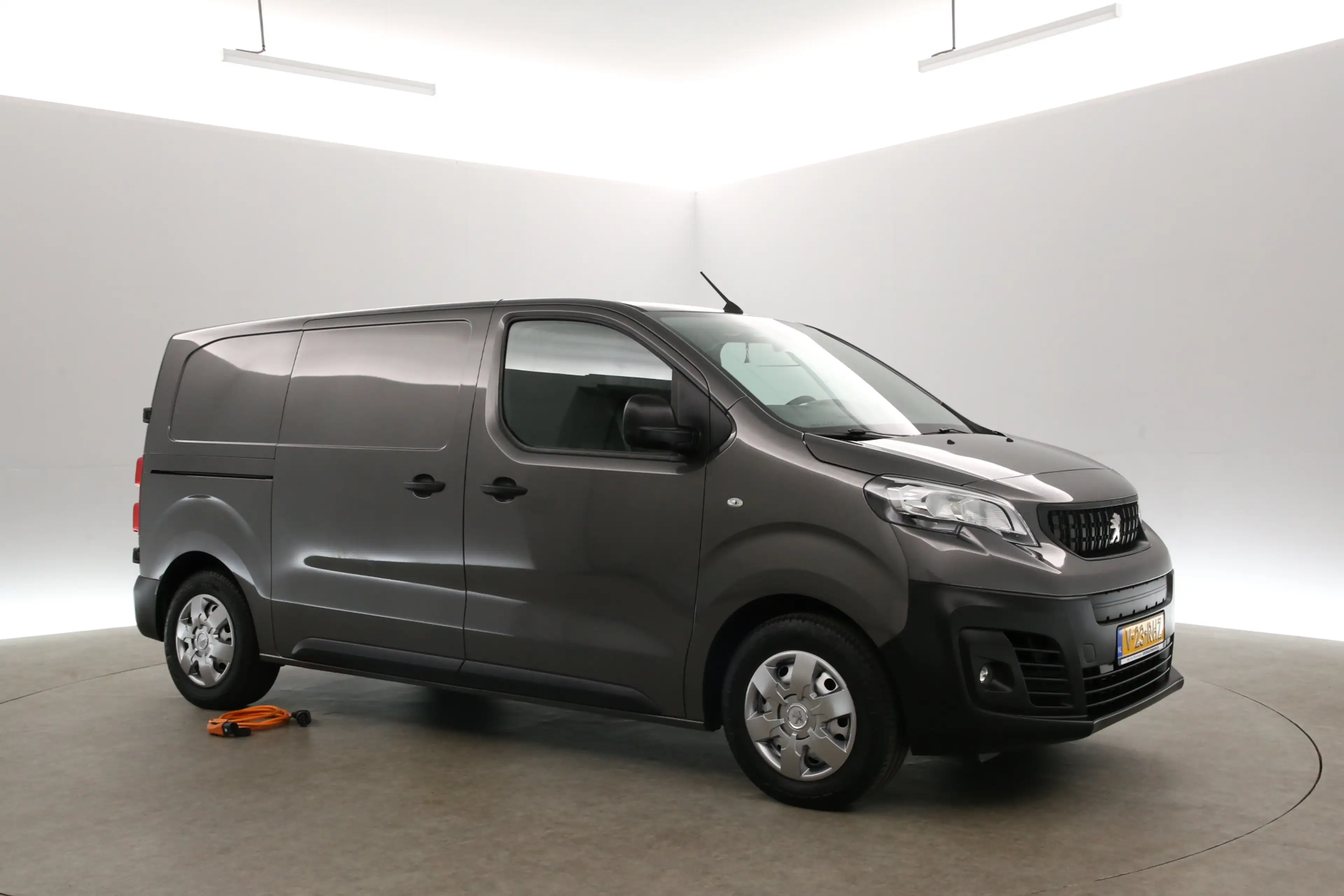 Peugeot e-Expert 75 kWh Long Range L2H1 | Snelladen | SOH 91% | Air — photo 6